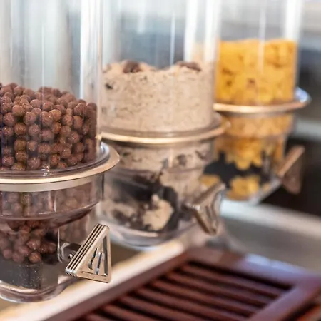 Christiana 3* Ambelas