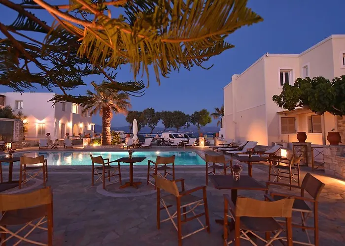 Christiana מלון דירות