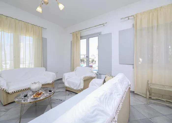 Christiana 3* אמבלאס