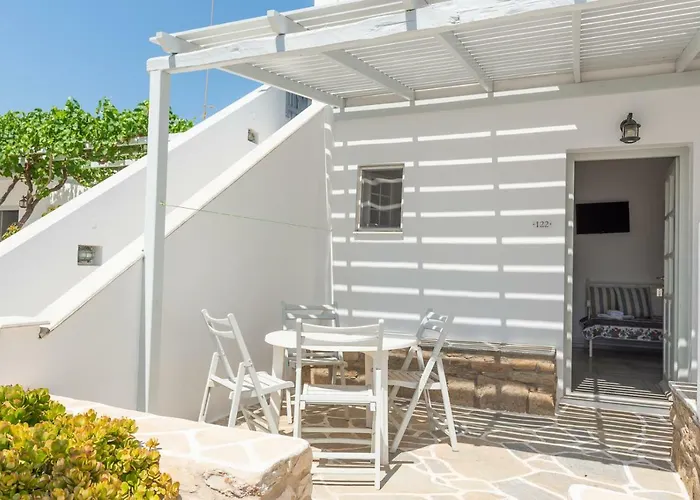 Christiana מלון דירות