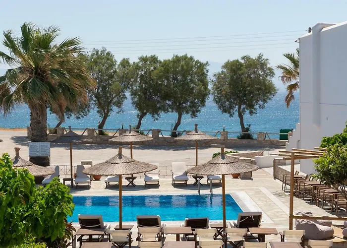 Christiana מלון דירות 3*