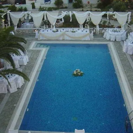 Appart hôtel Christiana Ambelas