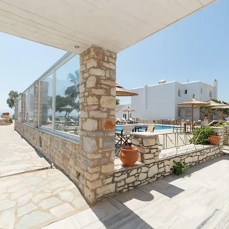 Christiana Hotel apartamentowy Ambelas