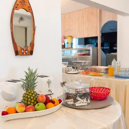 Christiana Hotel apartamentowy 3*